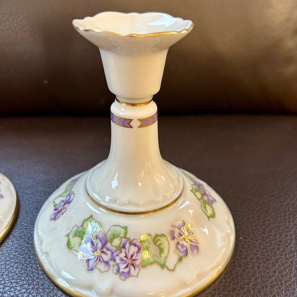 Pickard vintage candlestick holders. Excellent unused condition. Beautiful! - Picture 5 of 8